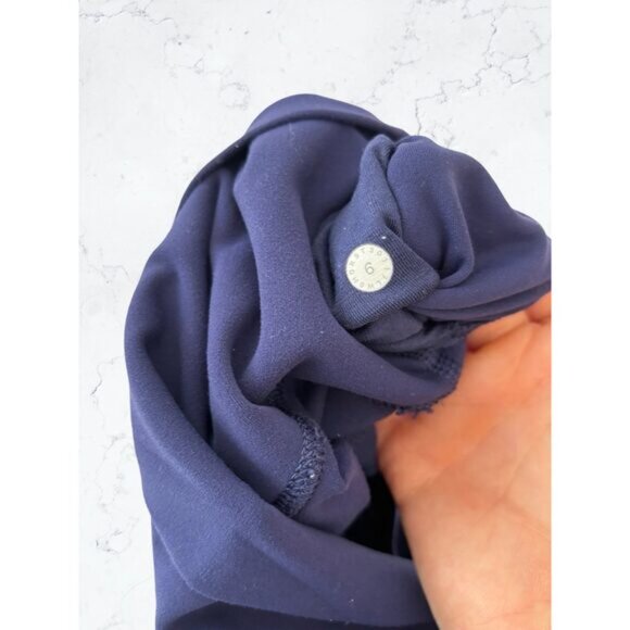 Lululemon Align Crop Leggings in Blue  6 - Picture 6 of 6